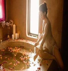 Rose moroccan bath massage